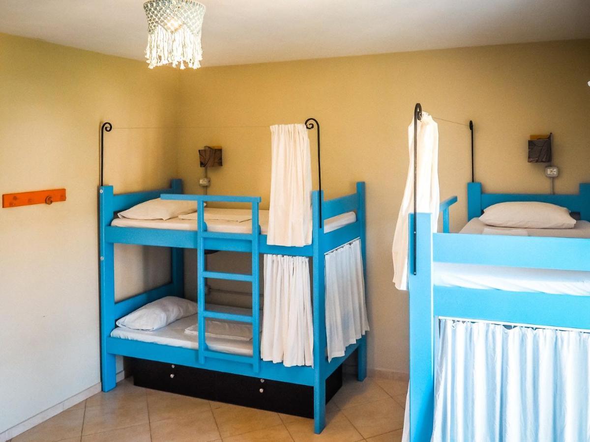 Sun Bakers Hostel Himarë Extérieur photo